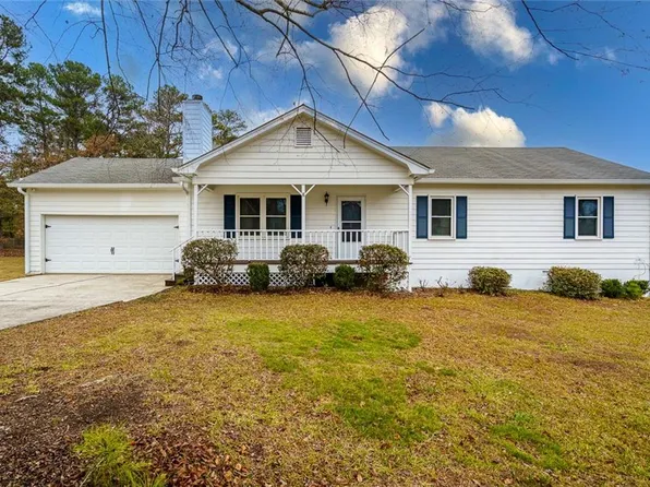 2810 Crystal Brooke Ln, Snellville, GA 30078