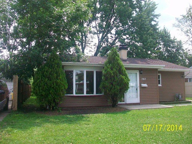 2nd image of 707 N Wayne Pl