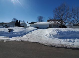 8 Anjo Dr, Sauk Centre, MN 56378