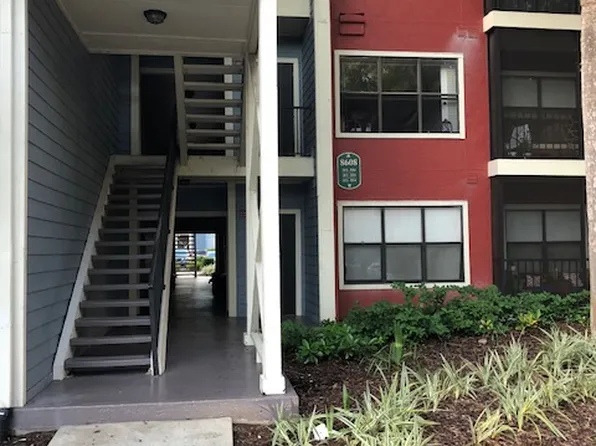 8608 Key Biscayne Dr APT 203, Tampa, FL 33614