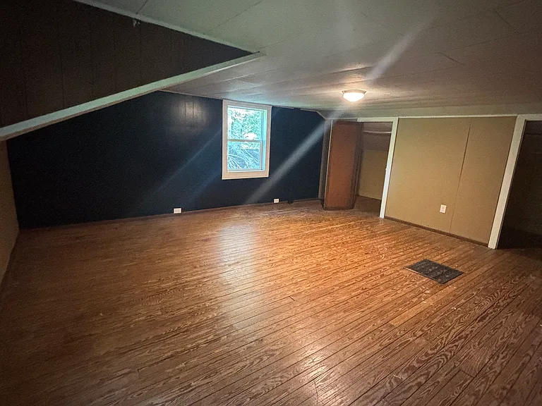 310 Scribner St — Photo 10