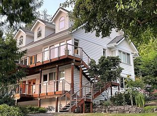 7996 NE Hidden Cove Rd, Bainbridge Island, WA 98110