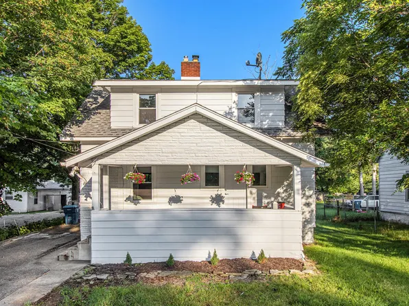 3908 Oakland Dr, Kalamazoo, MI 49008