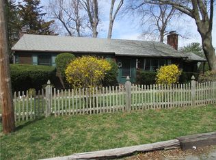 41 Thurman St, Warwick, RI 02888