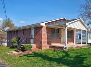 718 N High St, Martinsburg, WV 25404