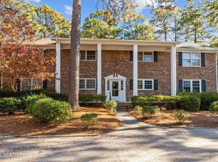 325 Driftwood Cir UNIT B, Southern Pines, NC 28387