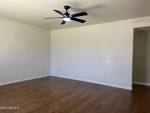 3rd image of 4758 W LUPINE Avenue
