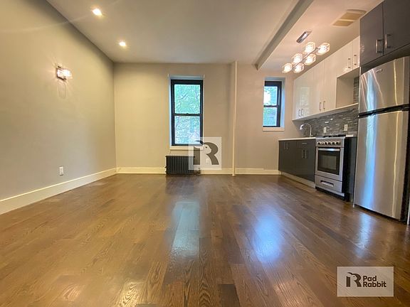2nd image of 1154 Pacific St APT 2B