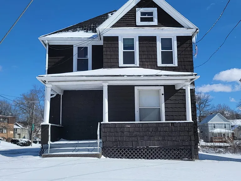 457 Sherman St #1 — Photo 4