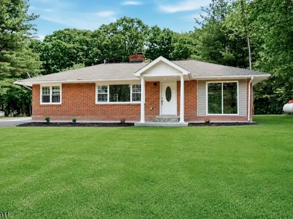 89 Armstrong Rd, Wantage Twp., NJ 07461