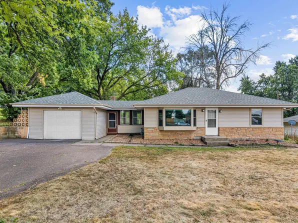 1976 Radatz Ave, Saint Paul, MN 55109