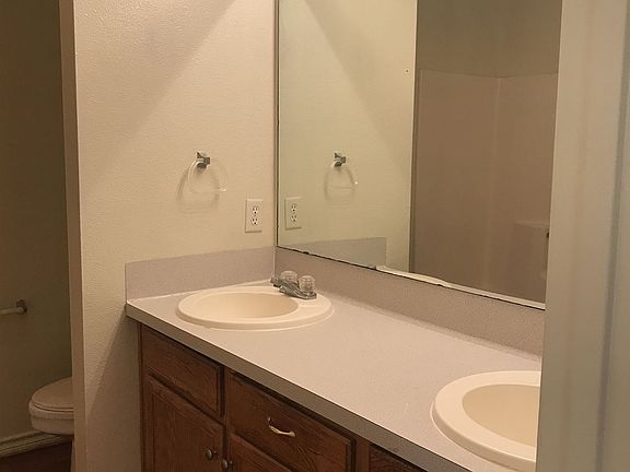 Hall Bath (1)