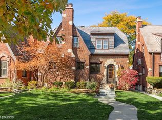 5846 N Kenneth Ave, Chicago, IL 60646