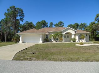 12 Tournament Rd, Rotonda West, FL 33947