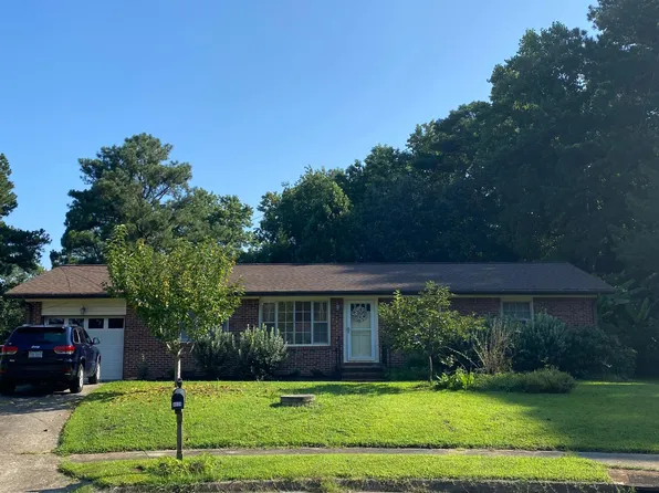 4604 Jaye Cir, Chesapeake, VA 23321