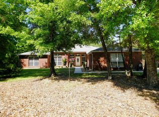 810 Waterview Cove Rd, Freeport, FL 32439