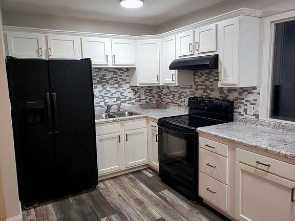 4th image of 2275 N Cable Rd APT 6