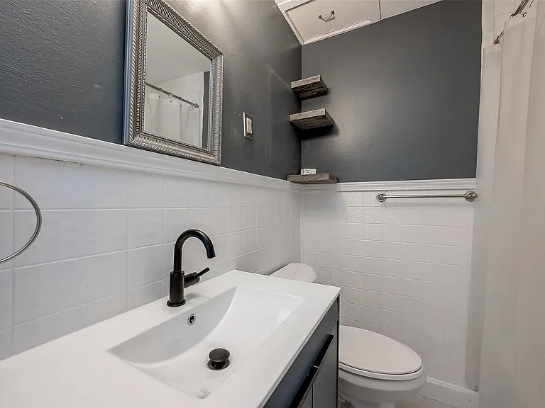 415 Fairbanks Garage St #A — Photo 14