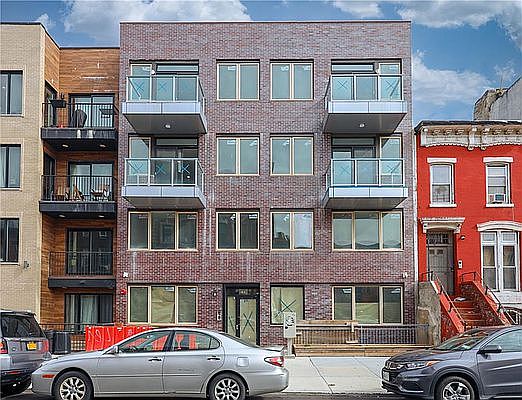 1st image of 159 Lexington Ave #3L