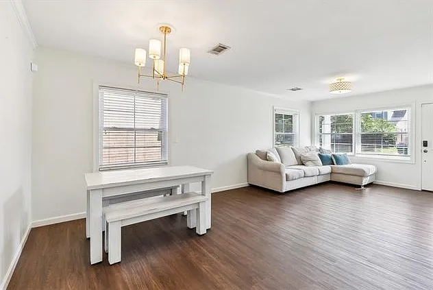 1100 Waltham St — Photo 4