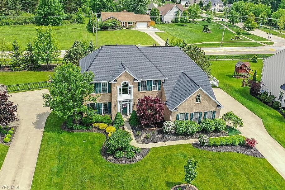 1st image of 33060 Rhine Cir
