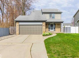 34245 Crosley St, Clinton Township, MI 48035