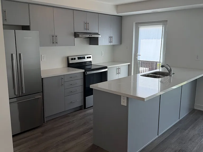 5 Romilly Ave #20 — Photo 1
