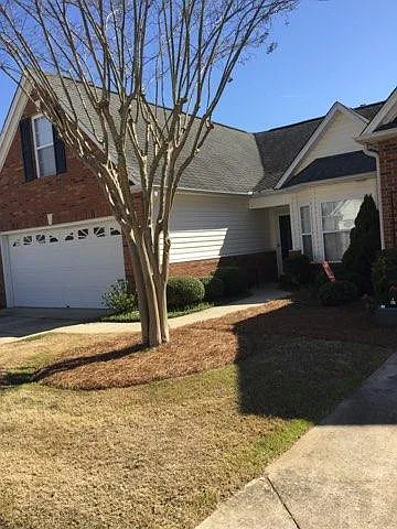 301 Ivystone Dr