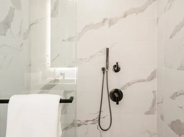 606 West 30th Street image 5 of 25