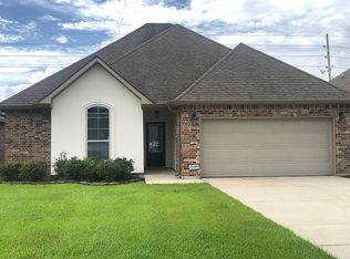 448 Christopher Dr, Houma, LA 70364