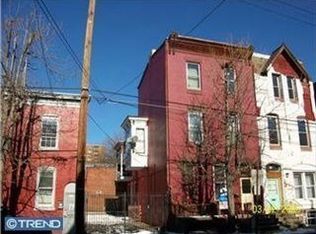 813 Chestnut St, Reading, PA 19602