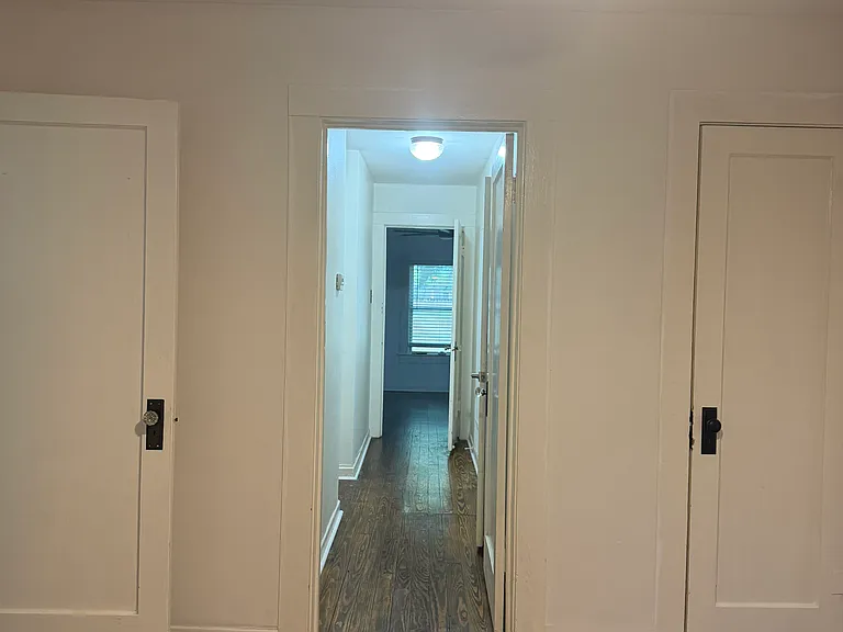 709 S Kansas Ave — Photo 22