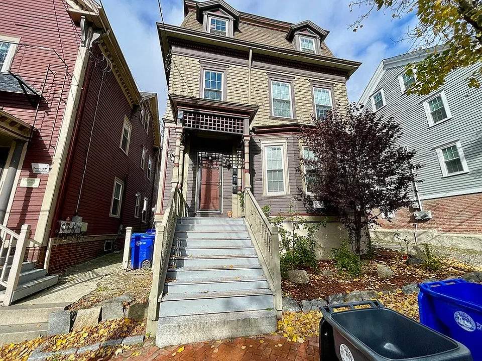 68 John St #1