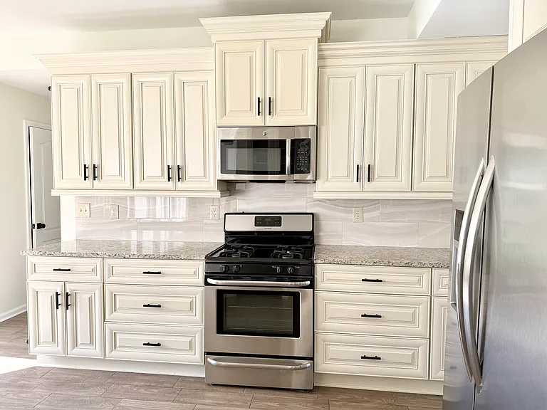105 Springlaurel Ct — Photo 9