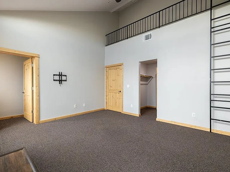 238 Harrison St — Photo 22