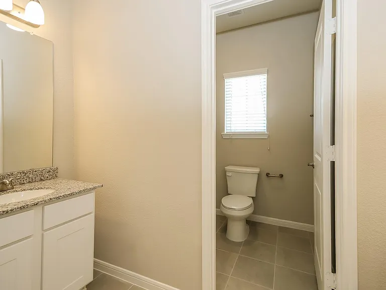 9757 Stewart Springs Blvd — Photo 5