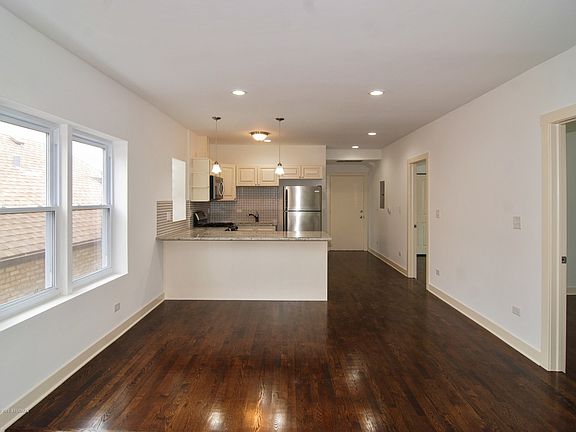 5th image of 1014 N 24th Ave