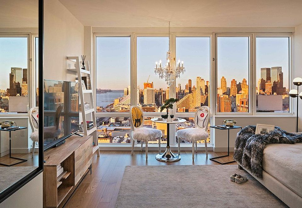 1st image of 605 W 42nd St APT 35T