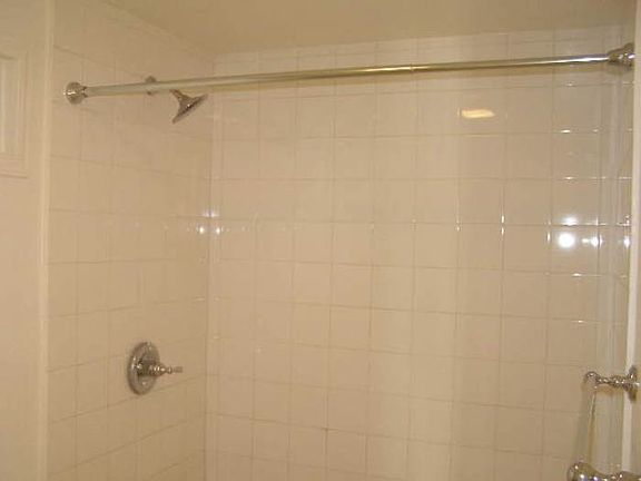 Spacious bath