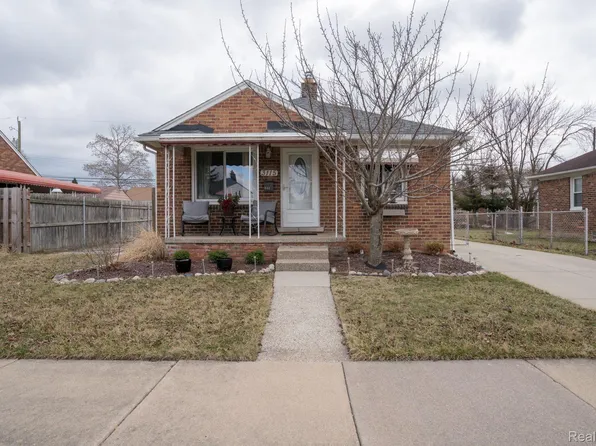 3115 Wilson Ave, Lincoln Park, MI 48146