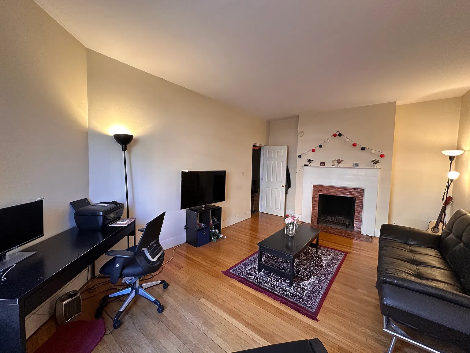 1 bed, 708 sqft, $3,200 — Photo 3