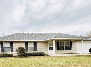 5426 Cox Rd, Milton, FL 32583