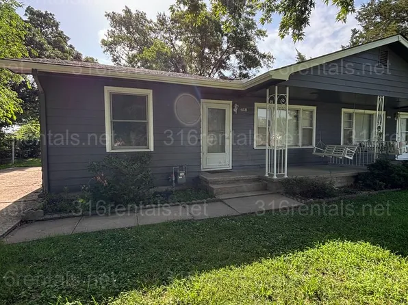 418 N State St, El Dorado, KS 67042