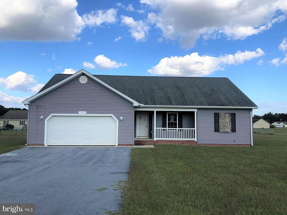 1st image of 10700 Crescent Shore Dr