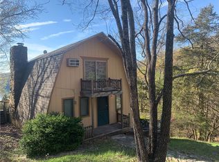 22900 Pine Log Dr, Garfield, AR 72732