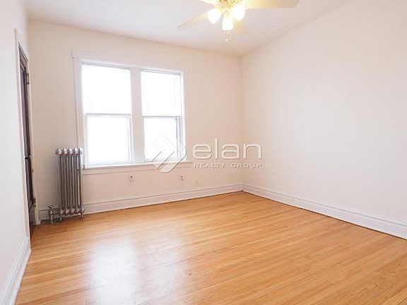 4th image of 3906 W Argyle St APT 2B