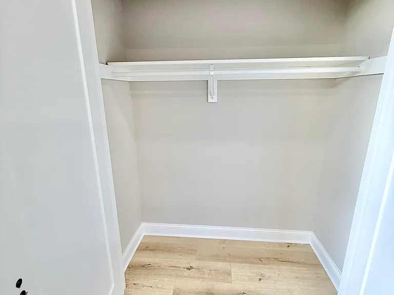 1032 N 48th St #D-1B — Photo 7