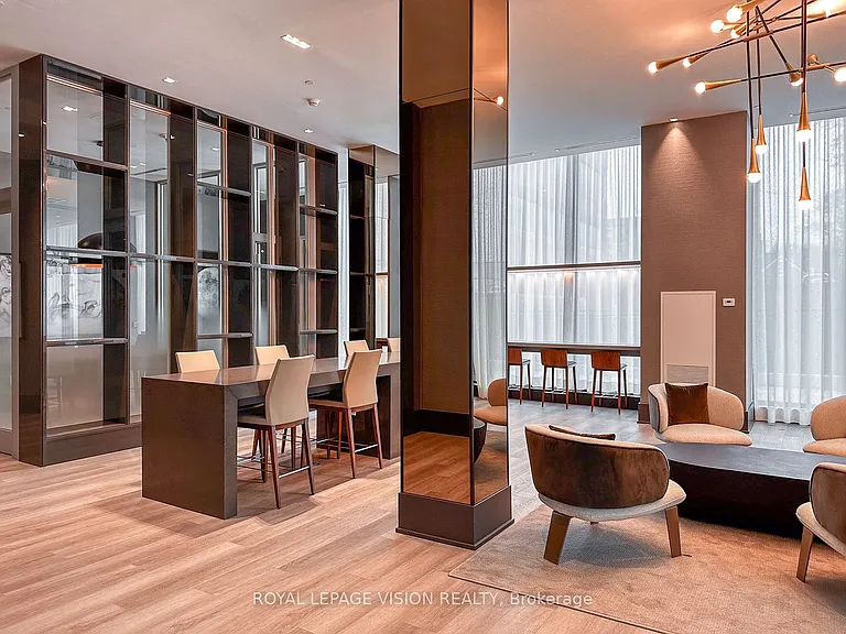 250 Lawrence Ave W #105 — Photo 17