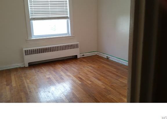 4th image of 2952 Morgan Ave