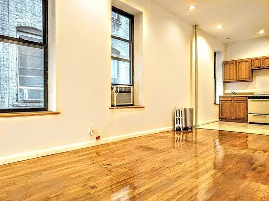 Rented by Union Square Property Management | media 10